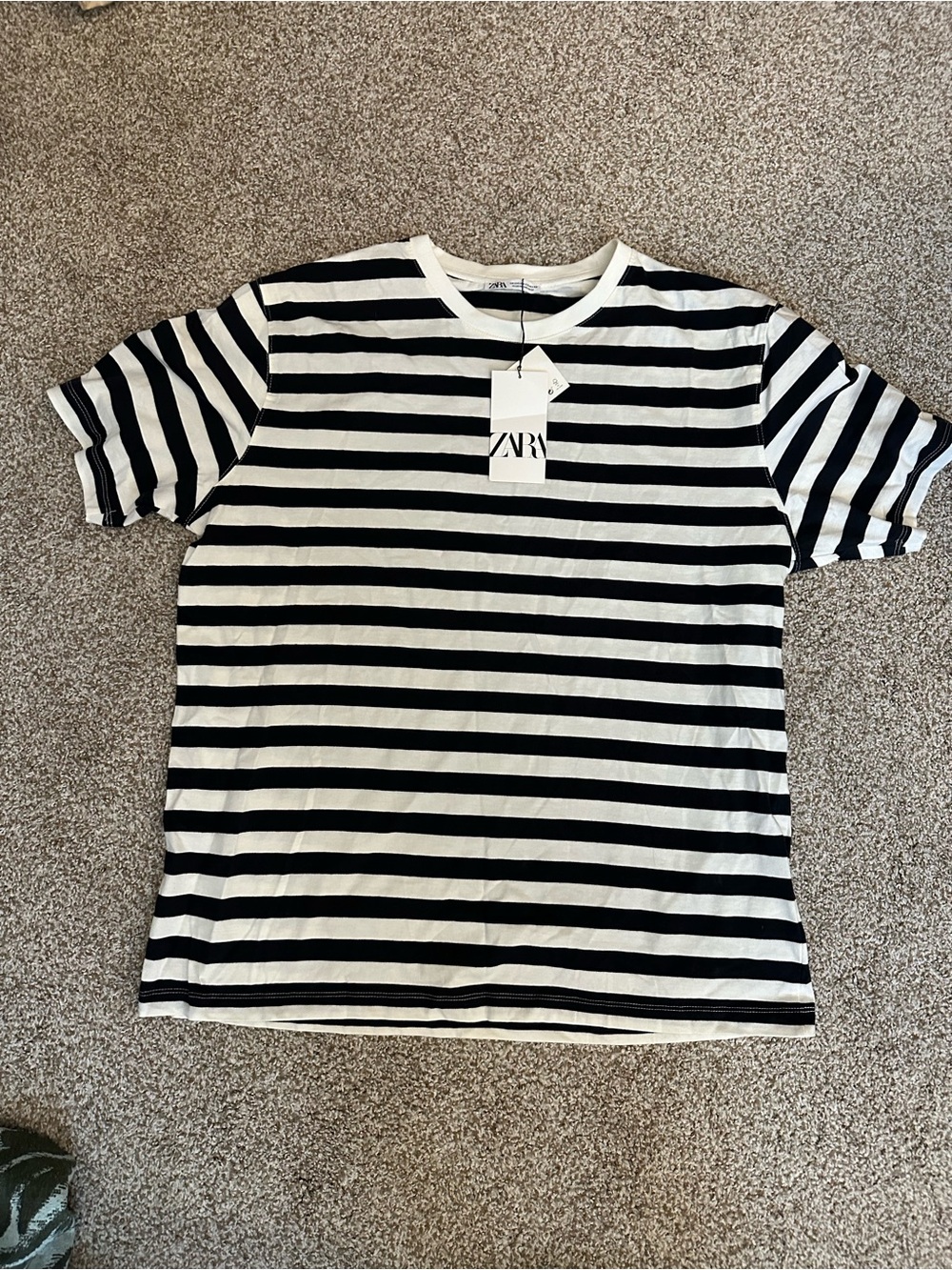 ZARA MENS STRIPPED TSHIRT 2XL